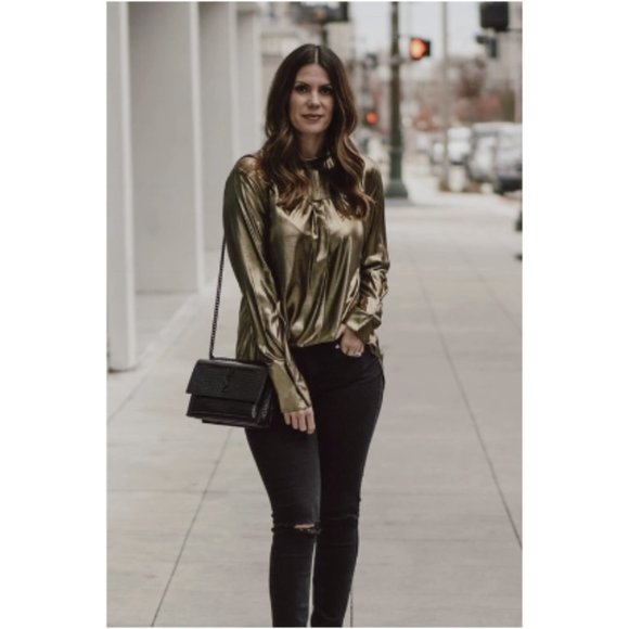 BCBGMAXAZRIA Retro Gold Metallic Chiffon Top Backward-worn Style Shirt - Picture 2 of 6